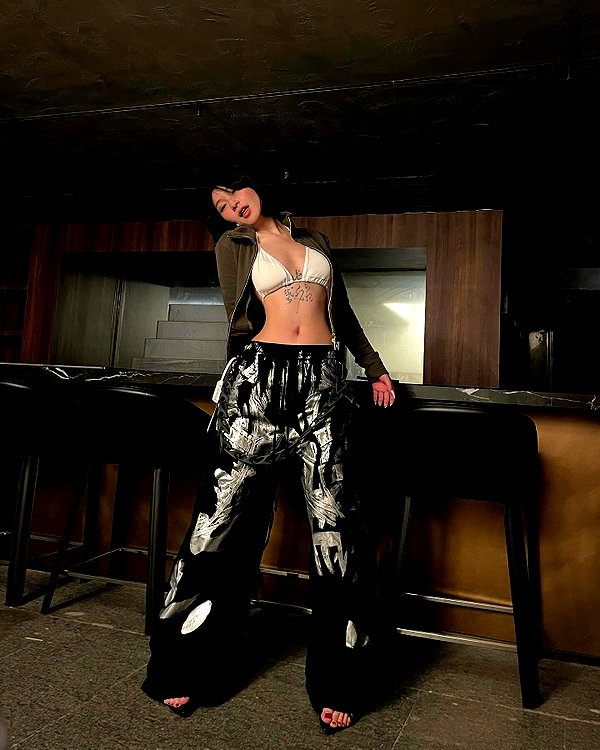 moka997k.y instagram image archive image