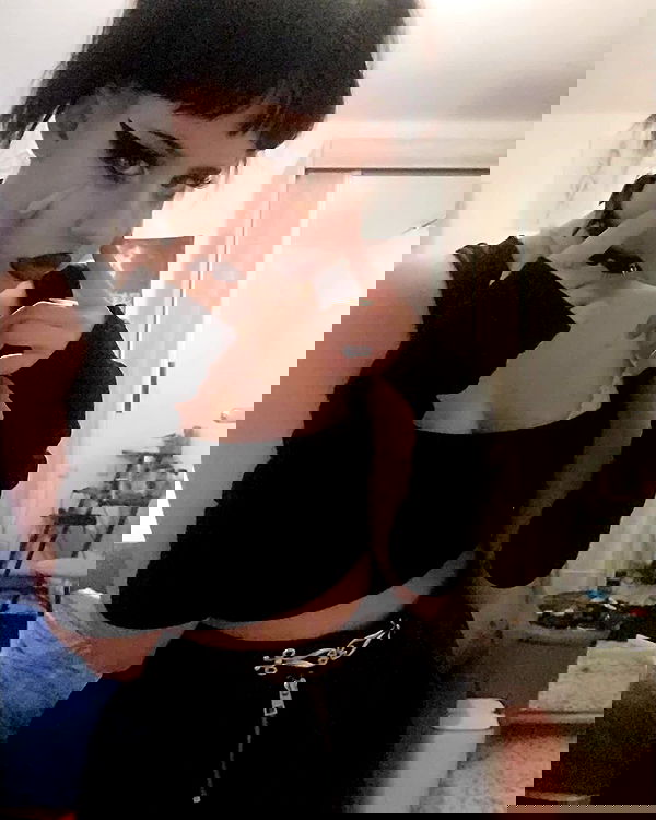 moonyyyya moonyyyya archive image