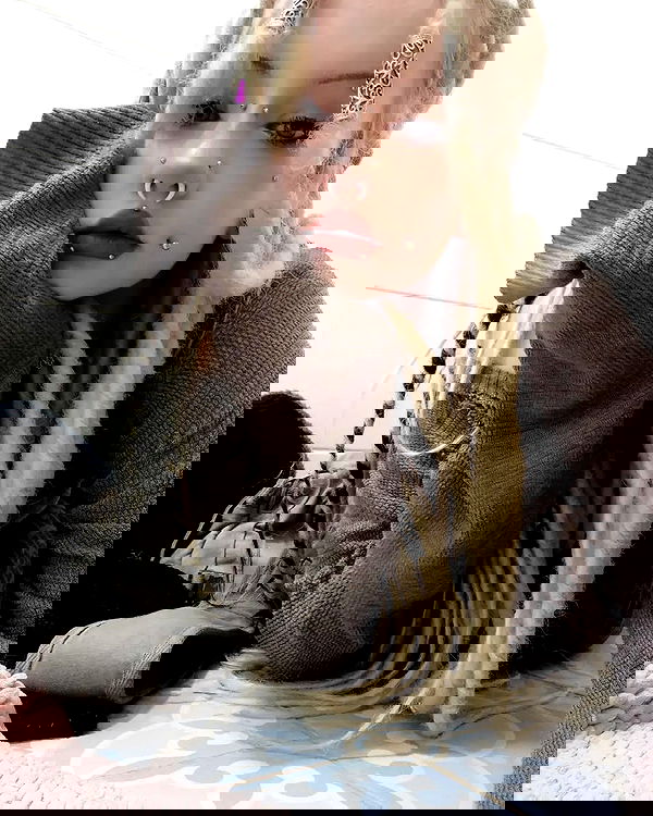 moonyyyya moonyyyya archive image