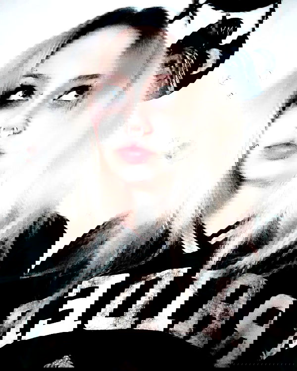 moonyyyya moonyyyya archive image