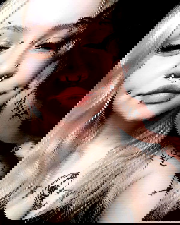 moonyyyya moonyyyya archive image