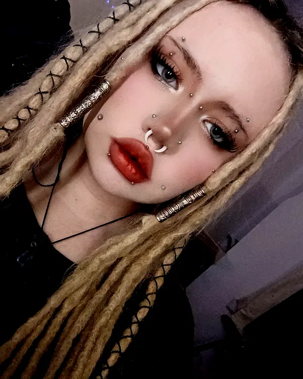 moonyyyya moonyyyya archive image