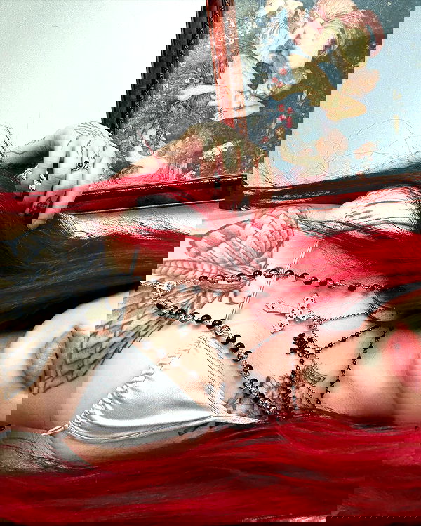 morejulss morejulss archive image