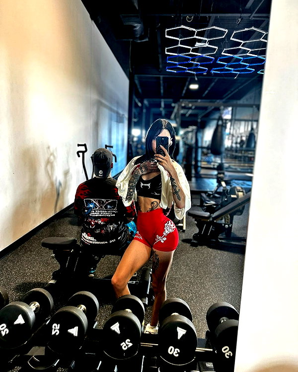 morguemuscle instagram image archive image