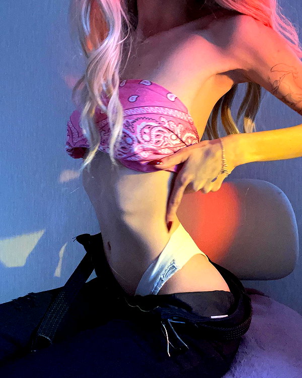 mrs.rittt instagram image archive image