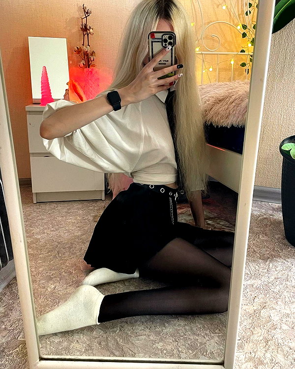 mrs.rittt instagram image archive image