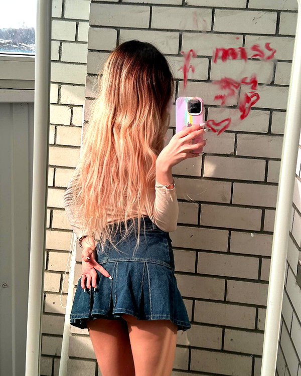mrs.rittt instagram image archive image