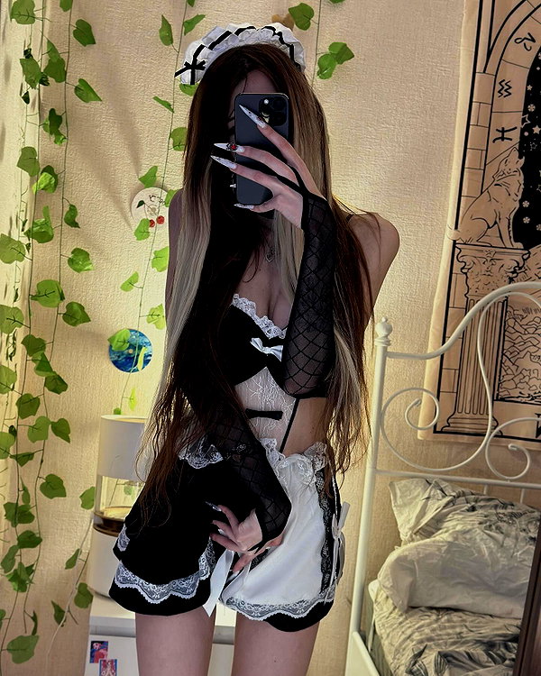mrs.rittt instagram image archive image
