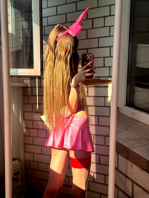 mrs.rittt instagram image archive image
