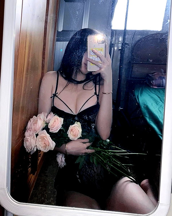 mziennnnn instagram image archive image