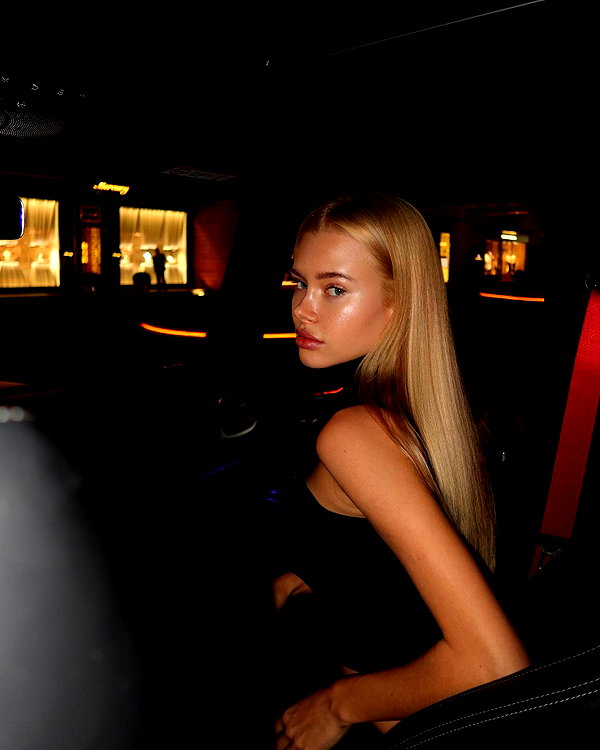 nastya_danillova instagram image archive image