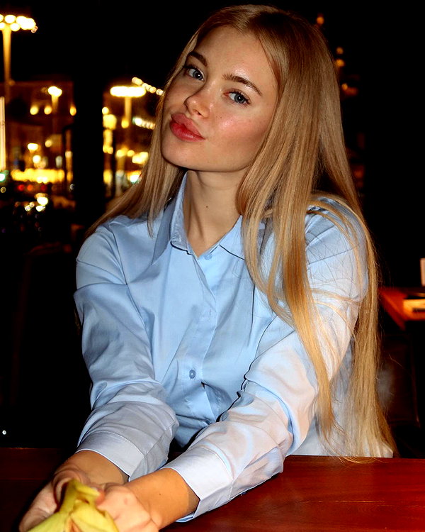 nastya_danillova instagram image archive image