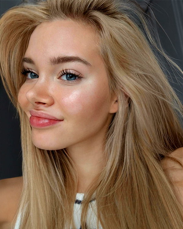 nastya_danillova instagram image archive image
