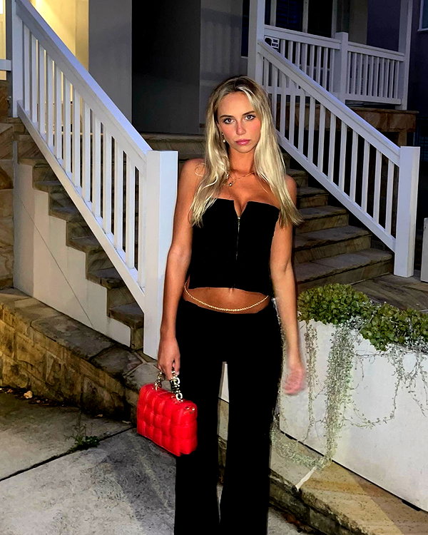nathalie_doyle instagram image archive image
