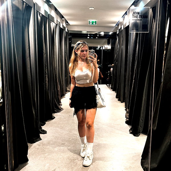 nefariouslarratt instagram image archive image