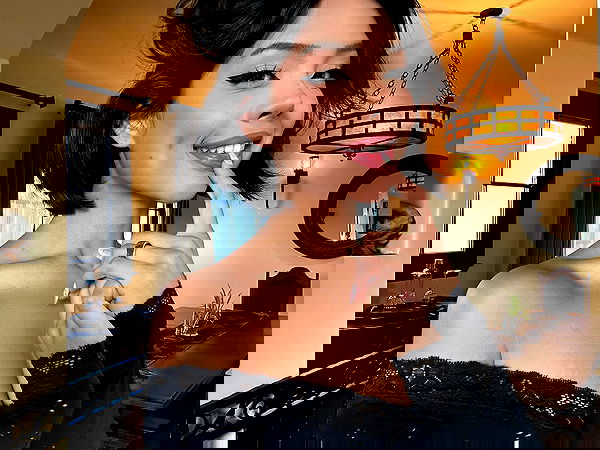 neiimaaa neiimaaa archive image