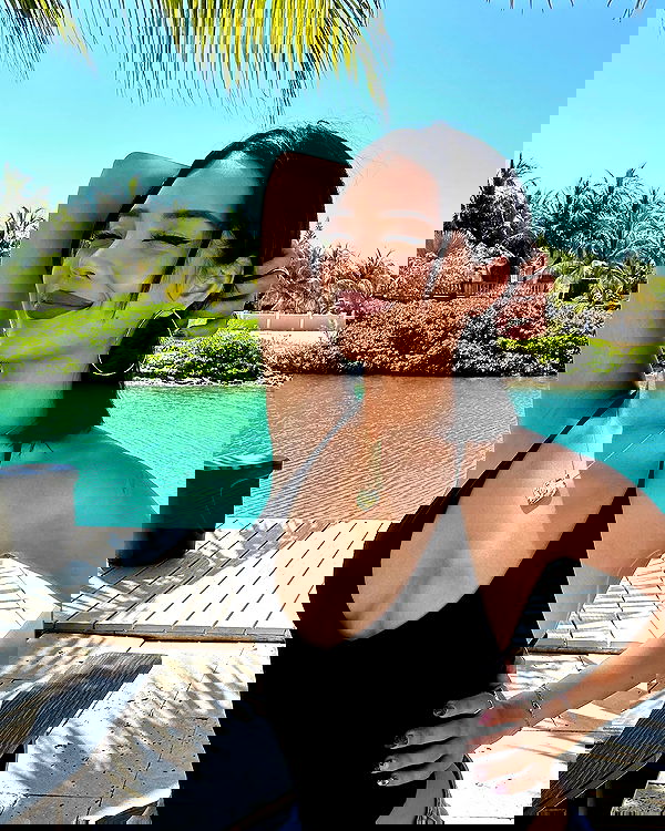 neiimaaa neiimaaa archive image