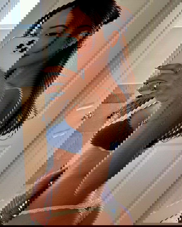 neiimaaa neiimaaa archive image