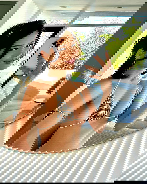 neiimaaa neiimaaa archive image