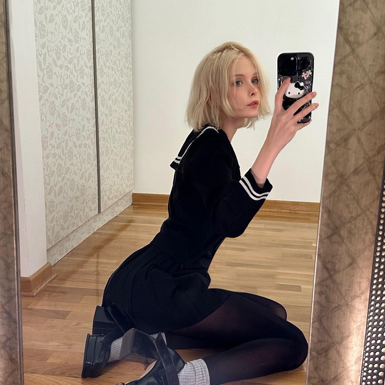 neondemoni instagram image archive image