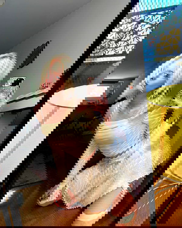 neondemoni image ~ Altpins