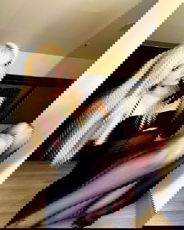 neondemoni image ~ Altpins