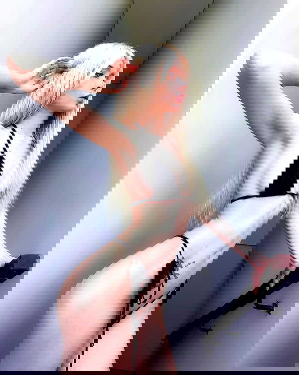 neondemoni image ~ Altpins