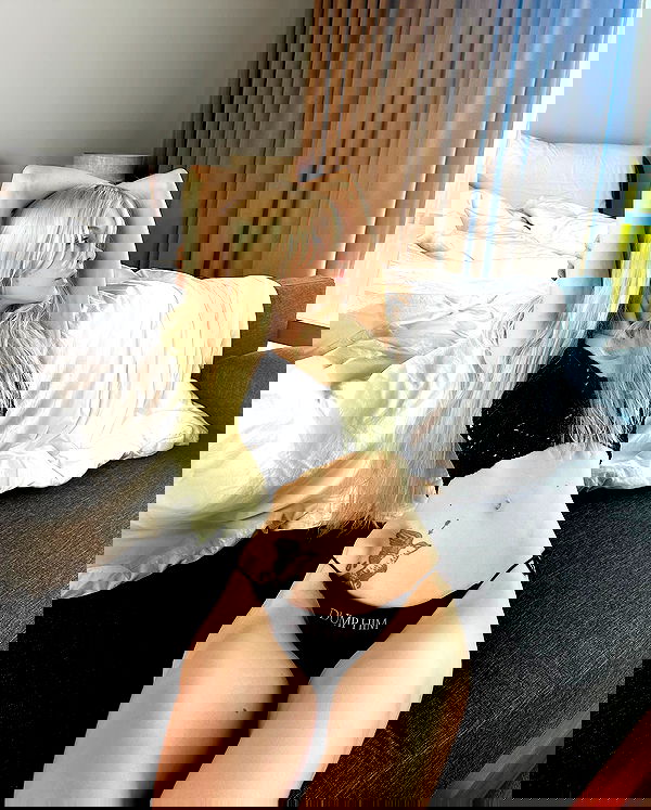 neondemoni image ~ Altpins