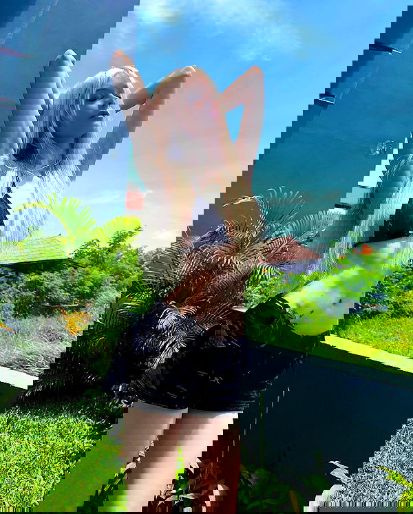 neondemoni image ~ Altpins