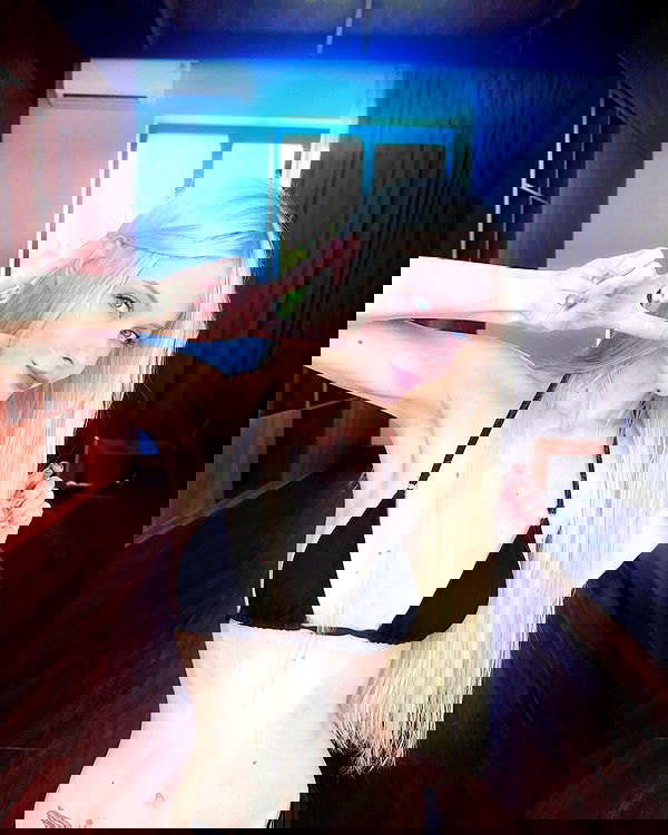 neondemoni image ~ Altpins