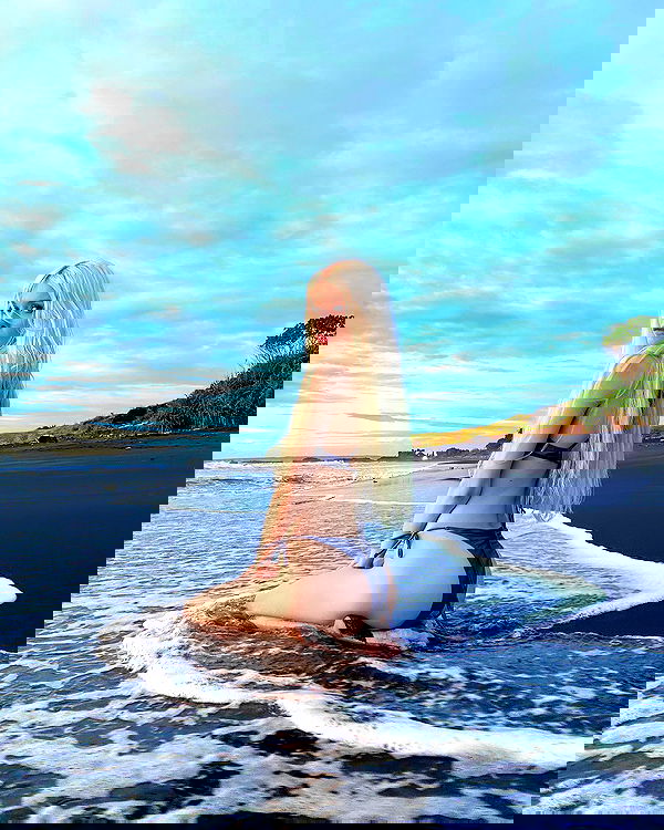 neondemoni image ~ Altpins