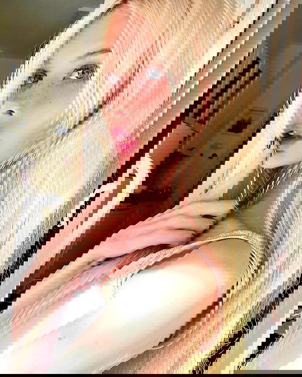 neondemoni image ~ Altpins