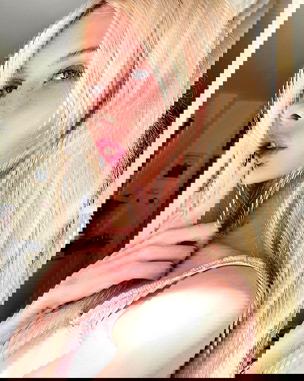 neondemoni image ~ Altpins