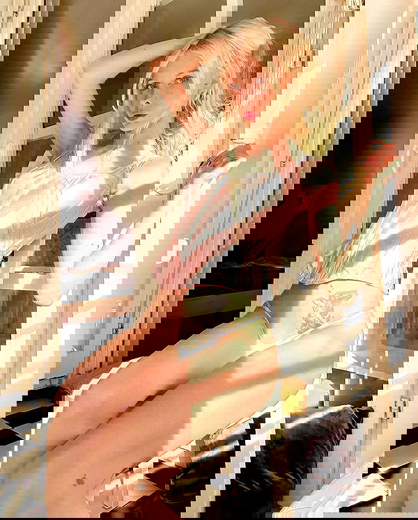 neondemoni image ~ Altpins