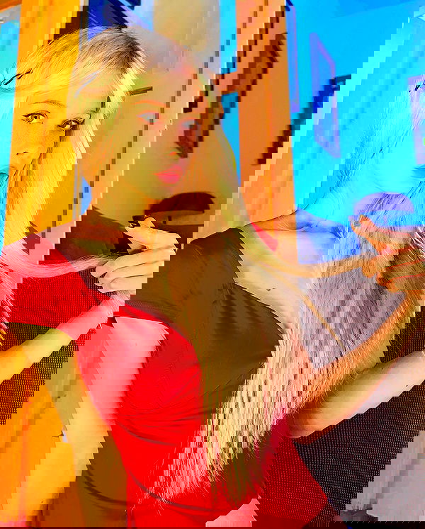 neondemoni image ~ Altpins