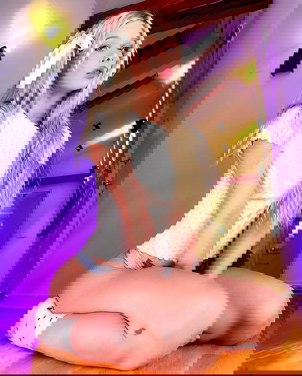 neondemoni image ~ Altpins