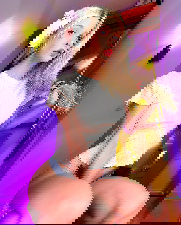 neondemoni image ~ Altpins