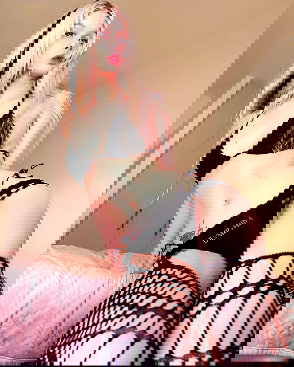 neondemoni image ~ Altpins