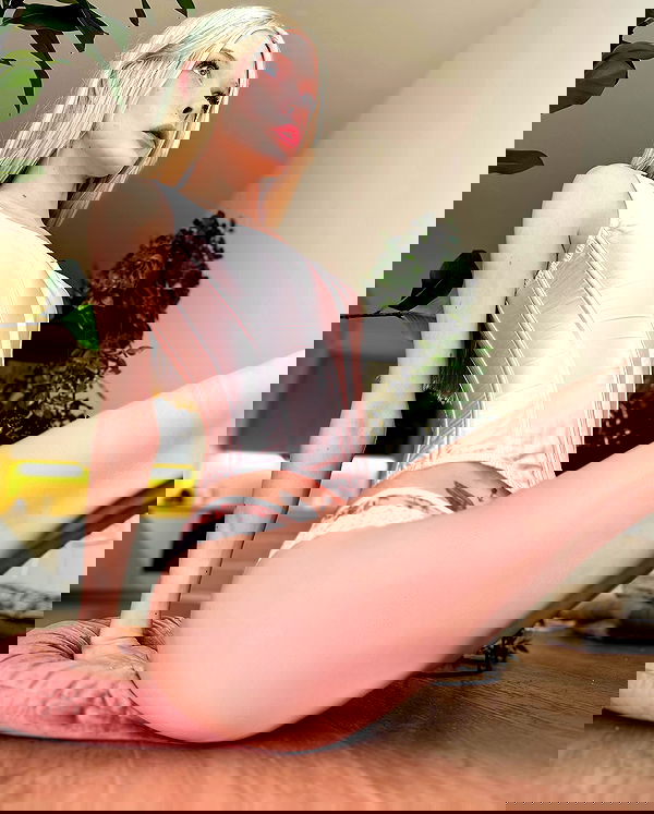 neondemoni image ~ Altpins