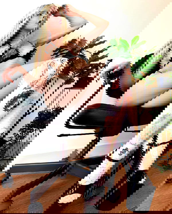 neondemoni image ~ Altpins