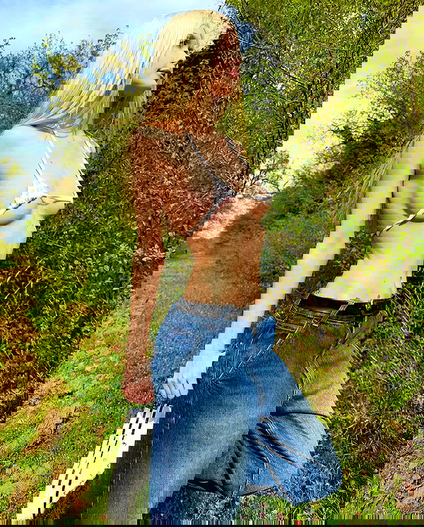 neondemoni image ~ Altpins