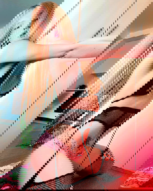 neondemoni image ~ Altpins