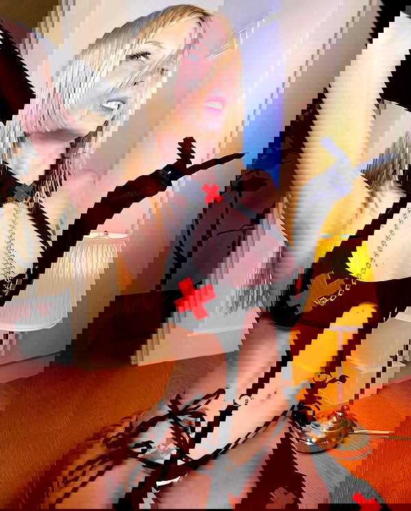 neondemoni image ~ Altpins