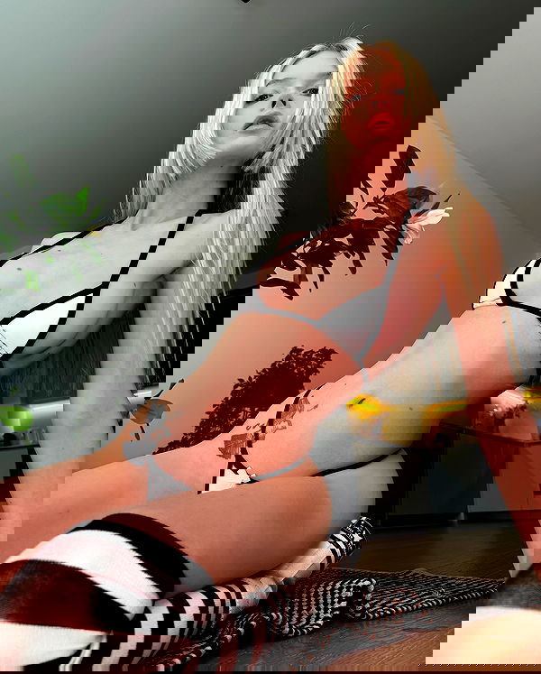 neondemoni image ~ Altpins