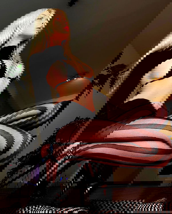 neondemoni image ~ Altpins