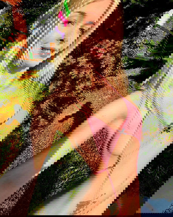 neondemoni image ~ Altpins