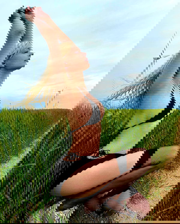 neondemoni image ~ Altpins