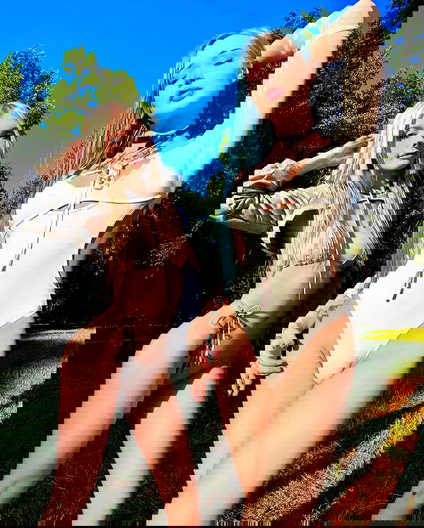 neondemoni image ~ Altpins