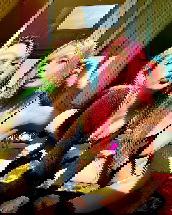 neondemoni image ~ Altpins