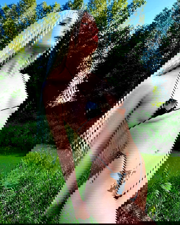 neondemoni image ~ Altpins